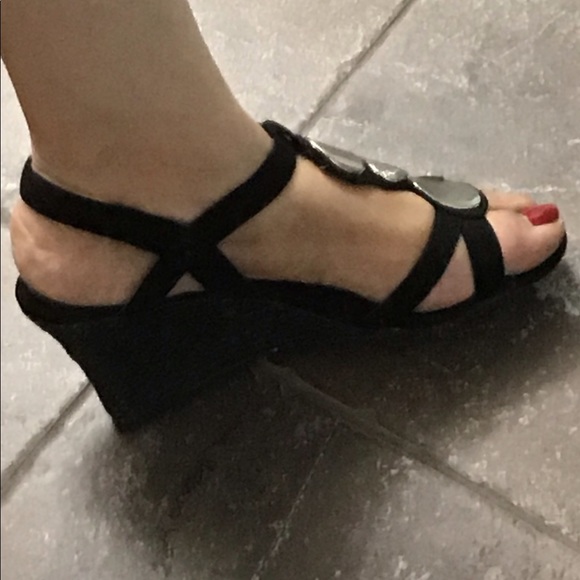 Black suede with silver studs wedges - Picture 3 of 6